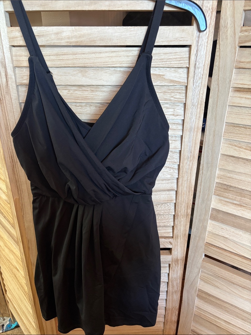 Ladies, lands end swimsuit with molded cups small